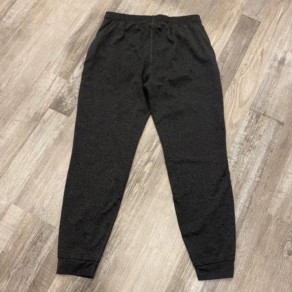 Vuori performance jogger size M - Picture 11 of 12